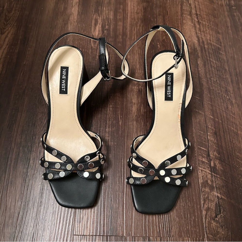 Nine West Black and Cream Slingback Sandals